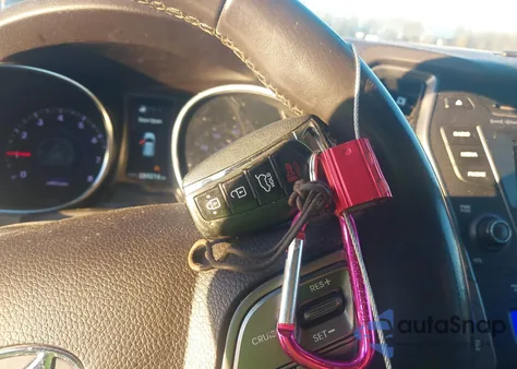 2014 Hyundai Santa Fe Sport 2.0L Turbo z USA, uszkodzony, nr VIN 5XYZUDLA2EG185290